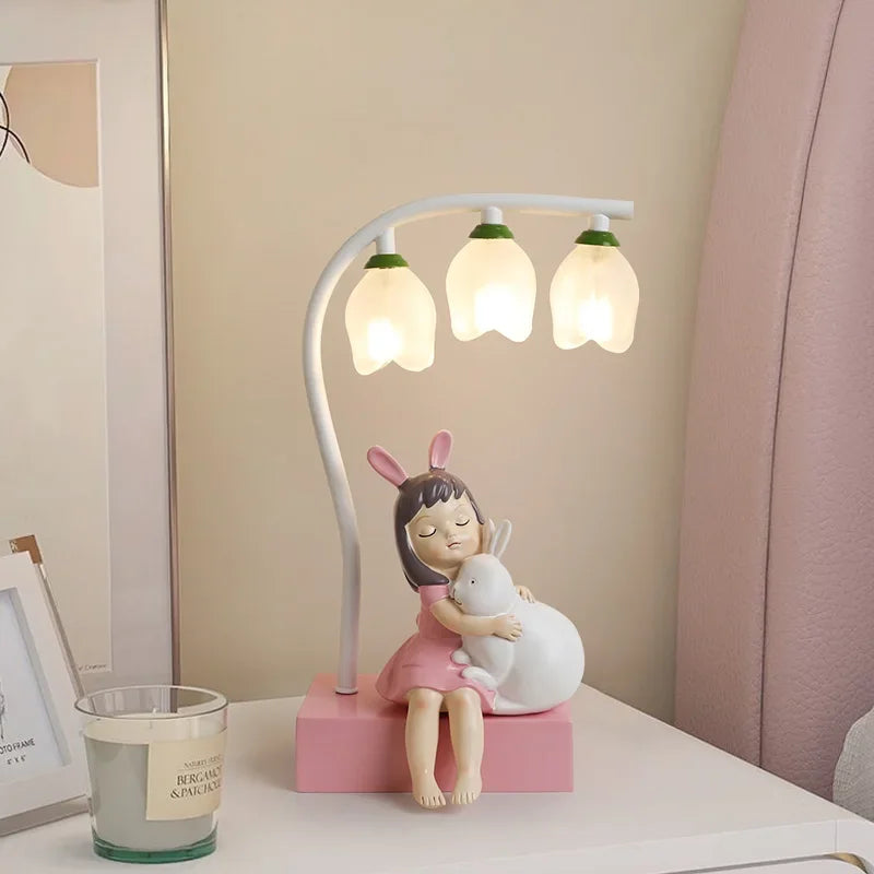 BuzzLight | Whimsical Bee Table Lamp