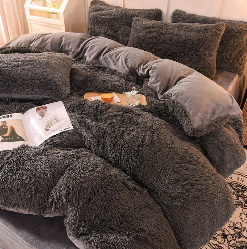 FluffCandy | Luxurious Long-Haired Duvet Cover for Winter Warmth