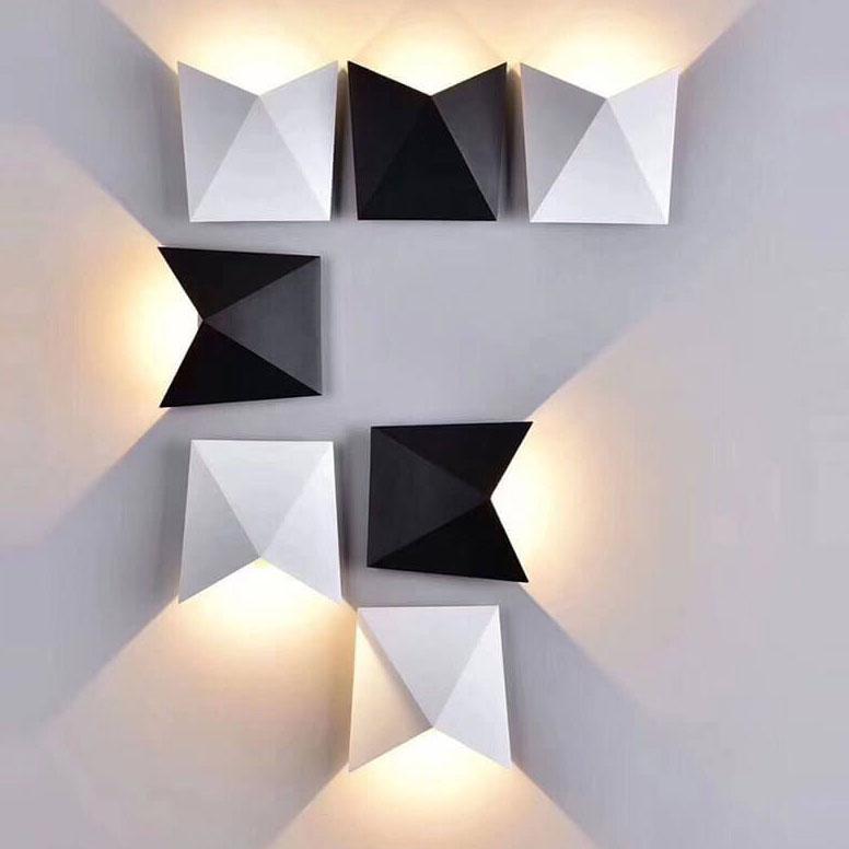 FoldLight | Stylish Origami LED Wall Lamp