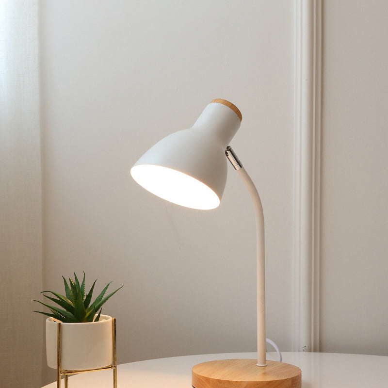 GlowBend | Flexible Desk Lamp