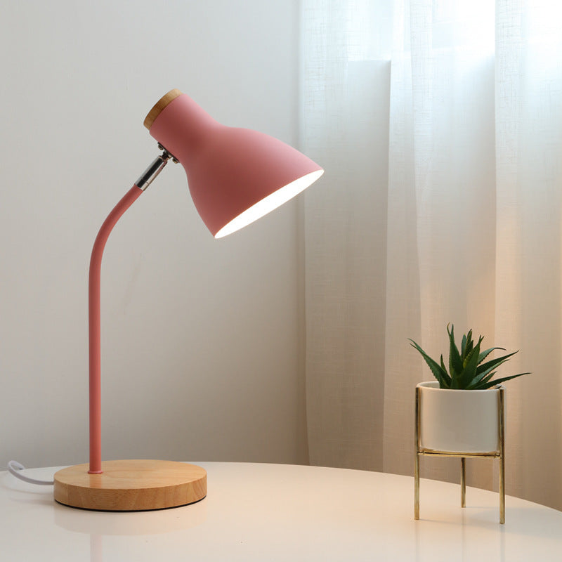 GlowBend | Flexible Desk Lamp