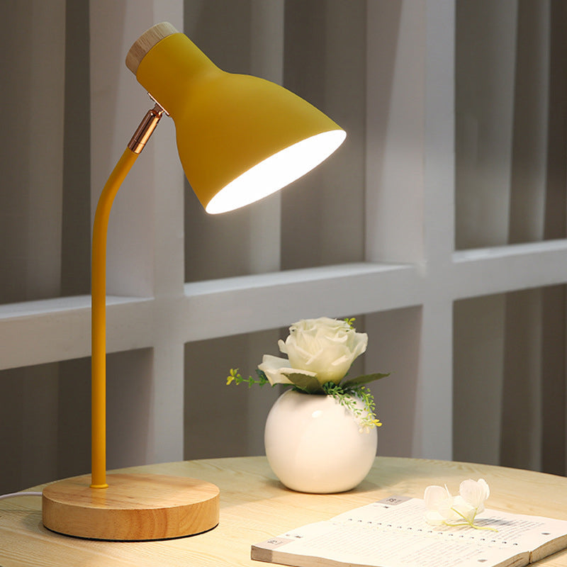 GlowBend | Flexible Desk Lamp