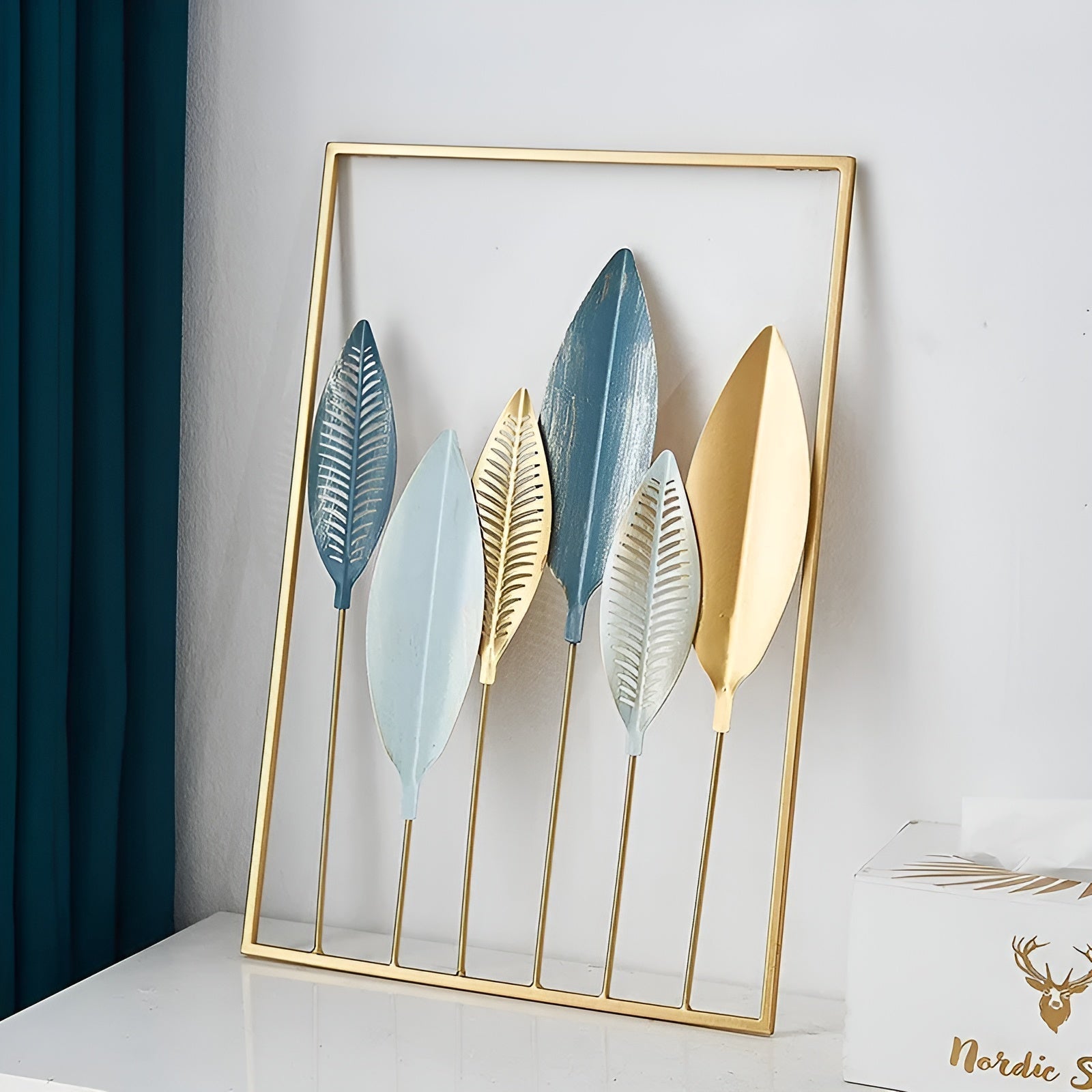 LeafLuxe | Stylish Metal Wall Decoration