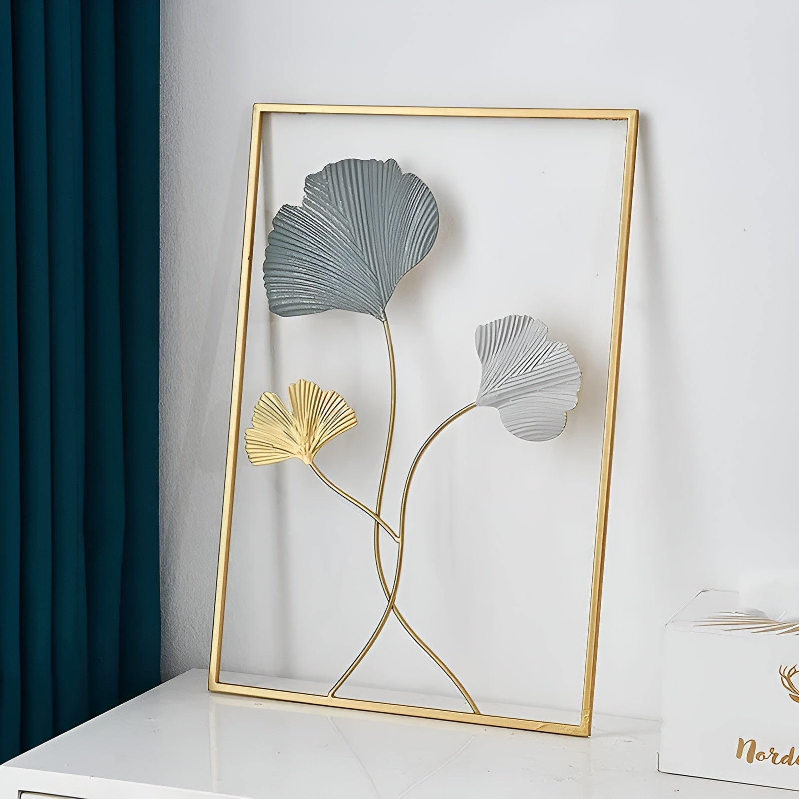 LeafLuxe | Stylish Metal Wall Decoration