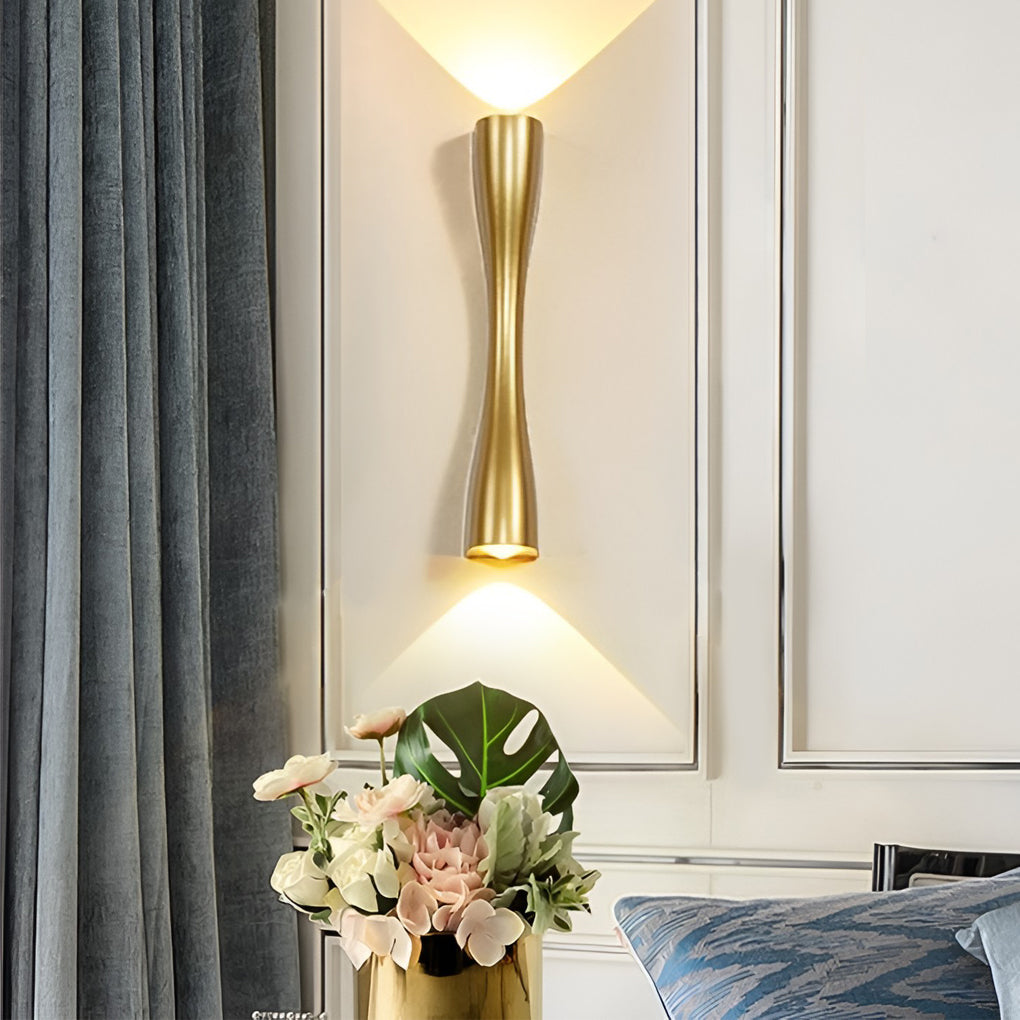 LuxeCurve | Slim Up & Down Wall Lamp