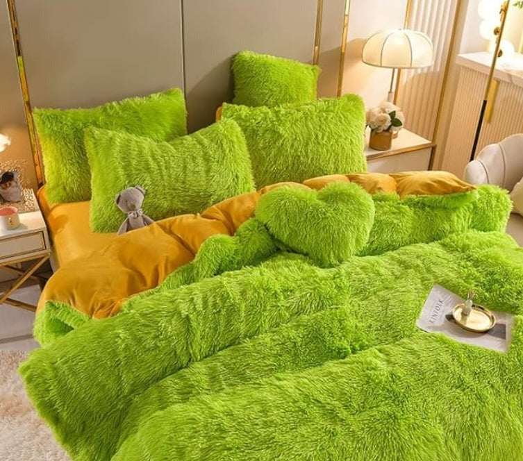 LuxePlush | Effortless Elegance and Comfort