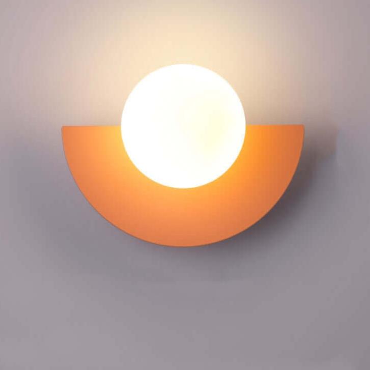 MoonBeam | Modern Half-Moon Wall Lamp