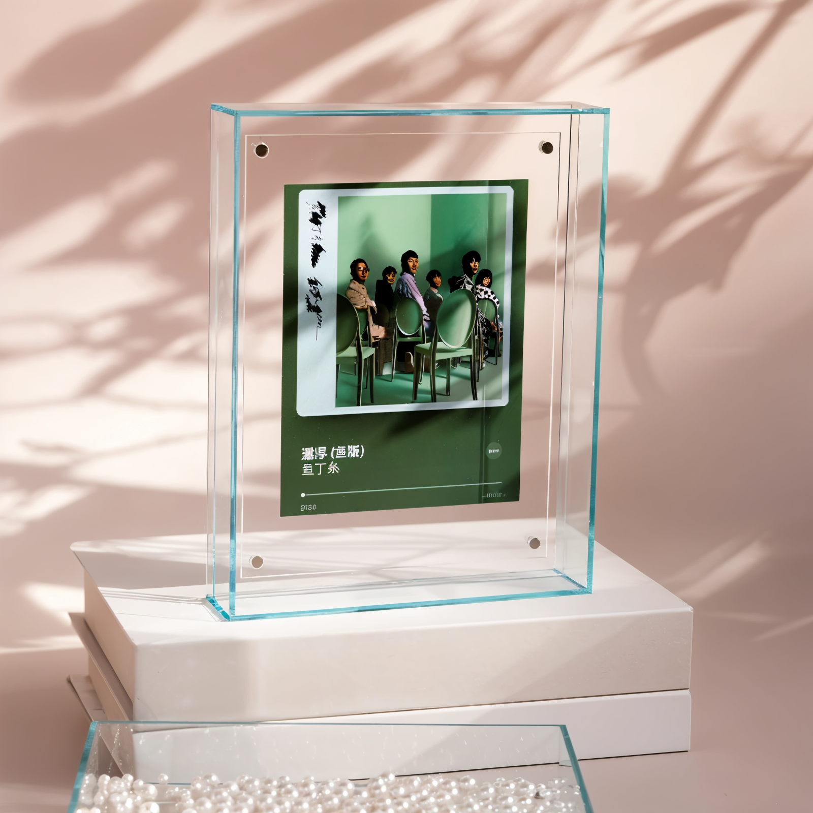 NeonBox | Neon acrylic frame for photos and memories