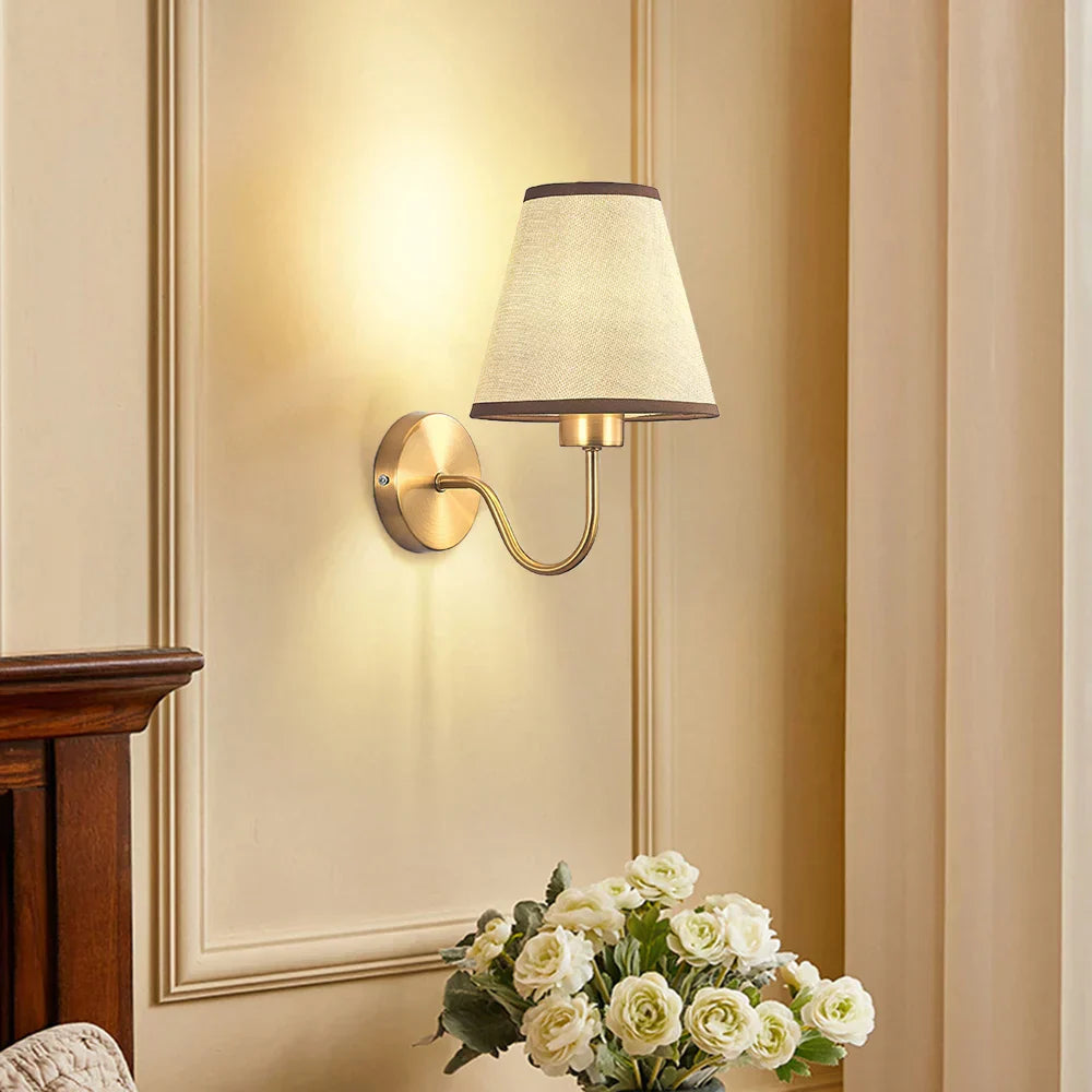 OpalBeam | Classic Wall Lamp