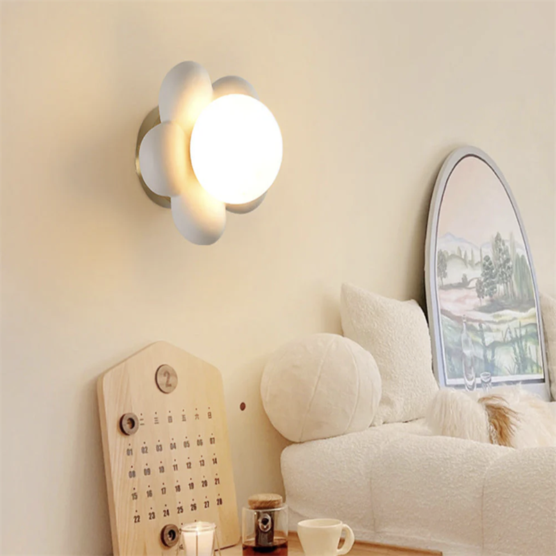 PetalLight | Flower-Inspired LED Wall Lamp