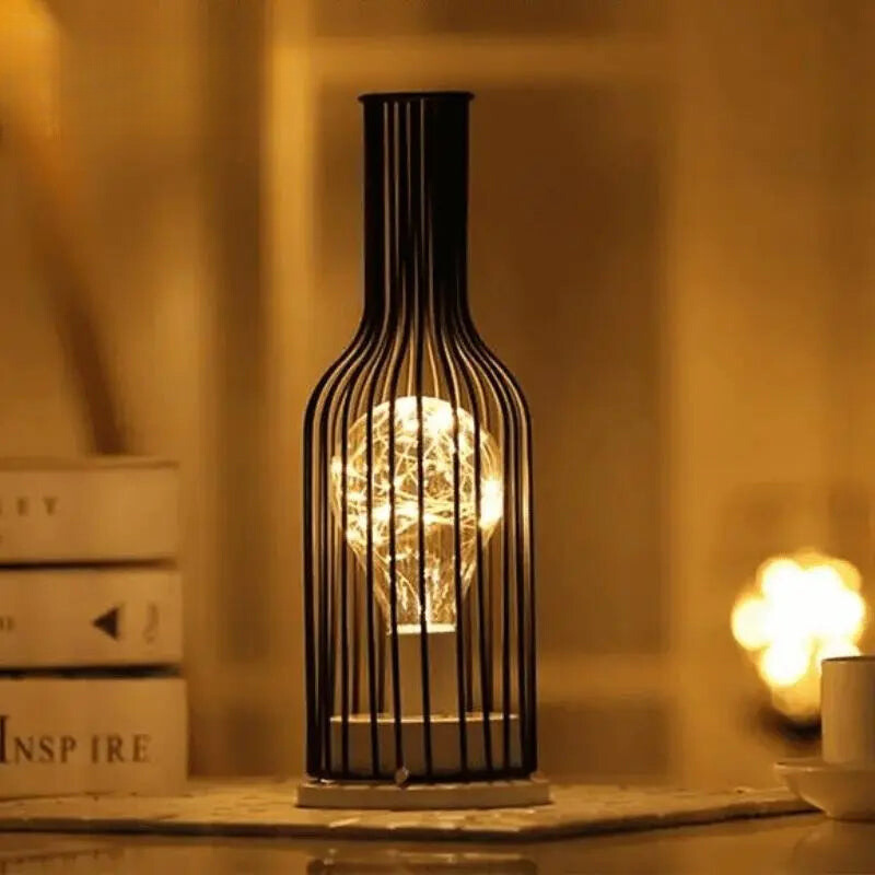 RetroGlow | Timeless Retro-Style Desk Lamp