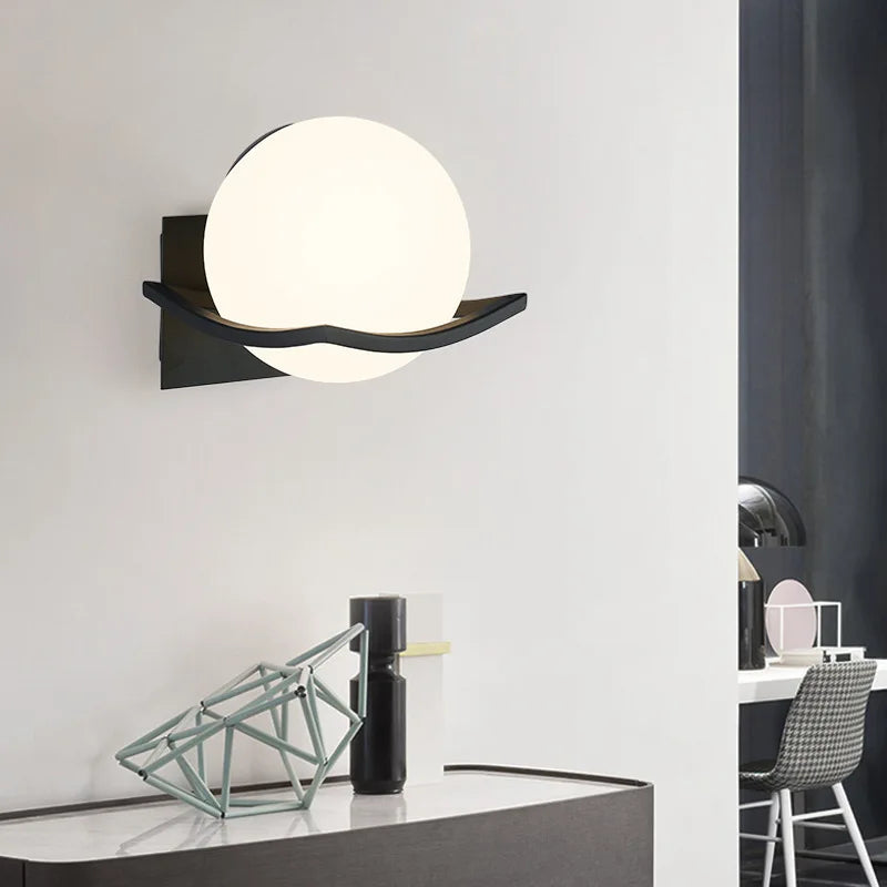 SolCurve | Soft Glowing Wall Lamp