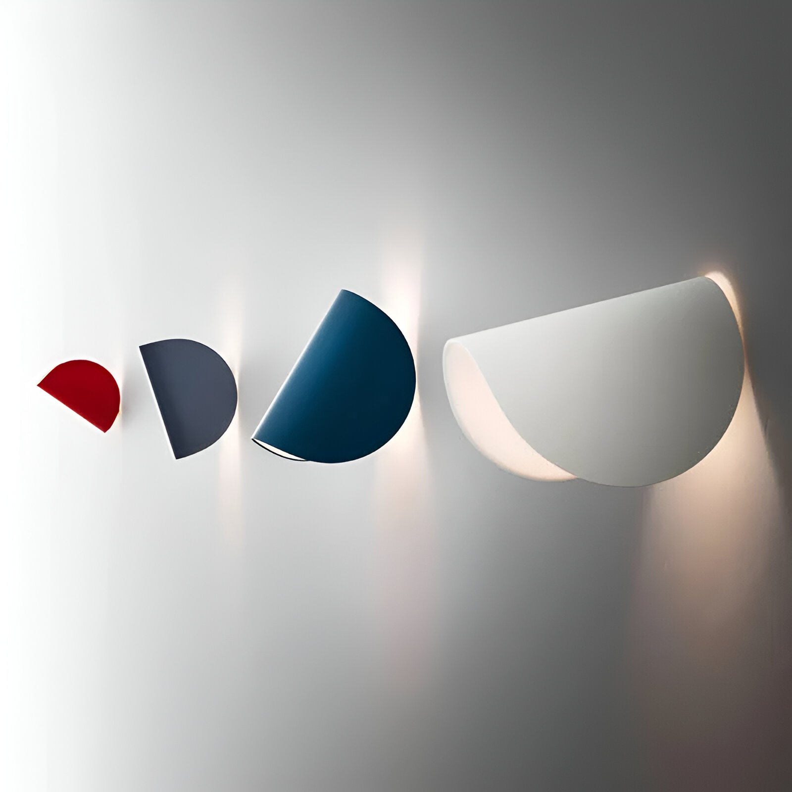 SpinGlow | Adjustable Metal Wall Lamp