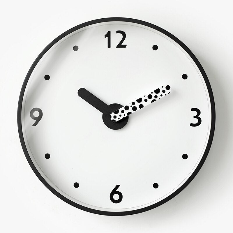 SpotClock | Lively Dotted Clock