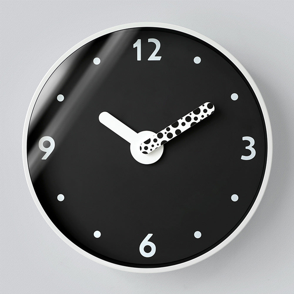 SpotClock | Lively Dotted Clock