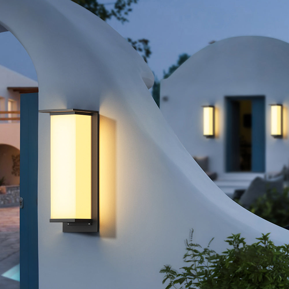 SunCast | Elegant Outdoor Light