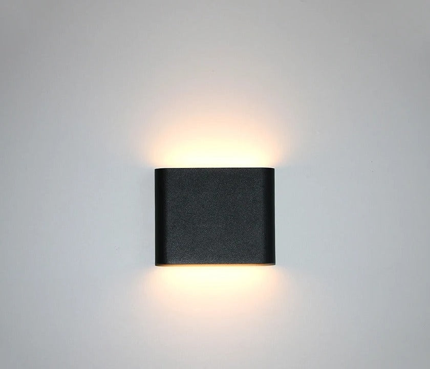 UrbanGlow | Minimalist & Waterproof Outdoor Wall Lamp